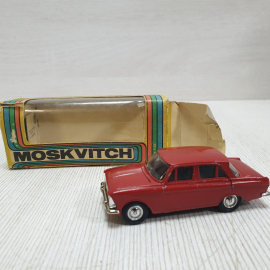 Модель автомобиля Москвич 412, масштаб 1:43, в коробке. СССР